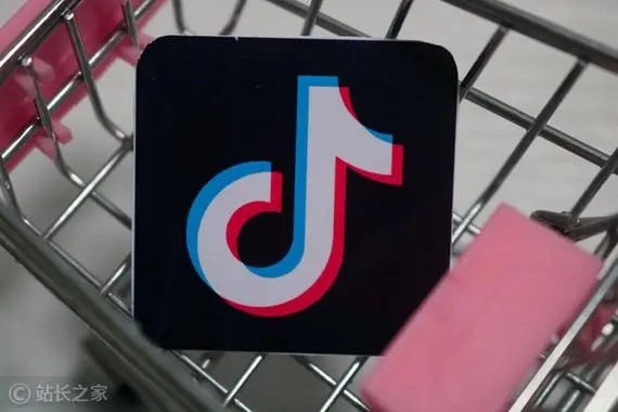 如何分享抖音到群里？